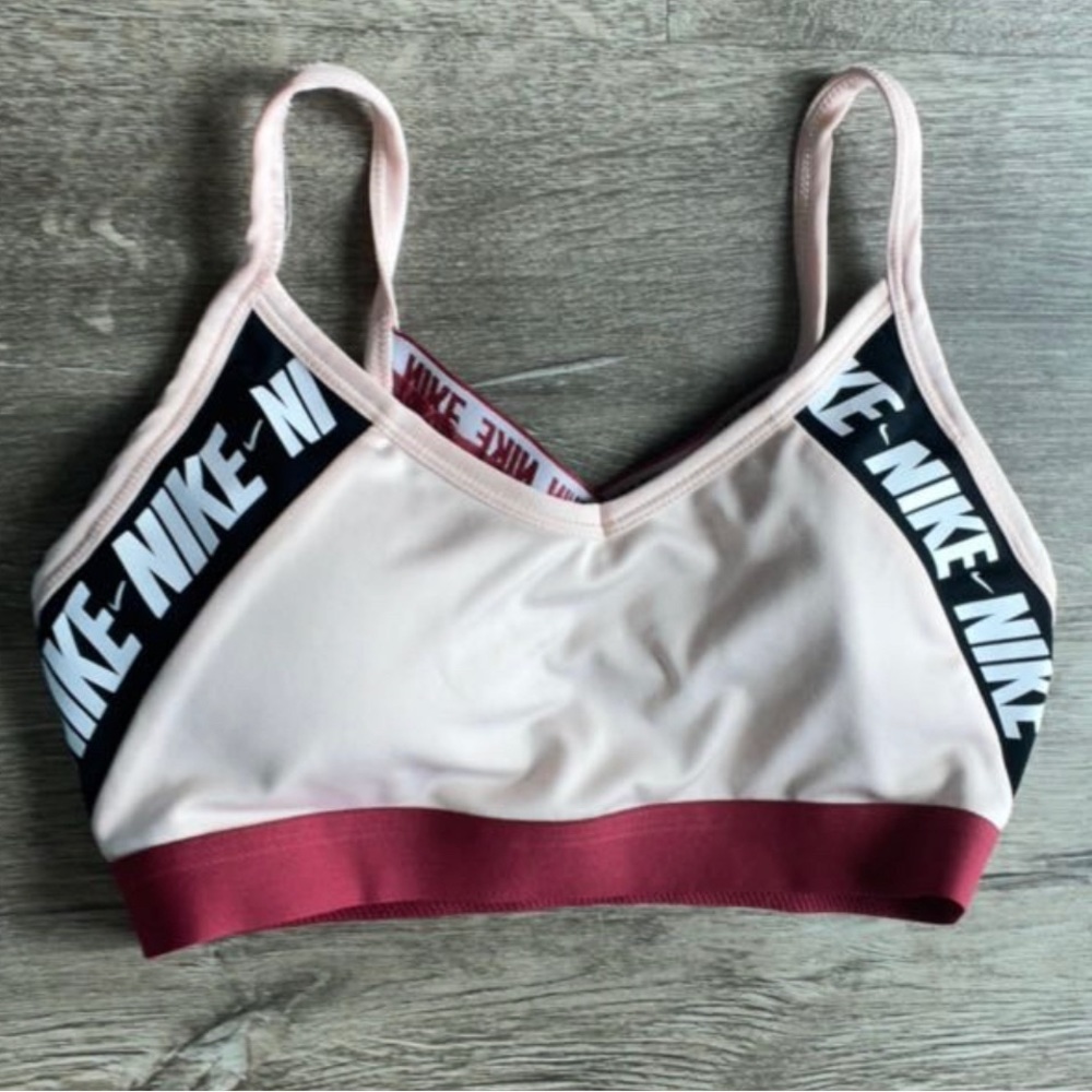 nike bra